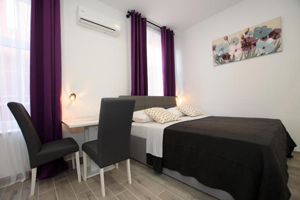 Ferienwohnung Sophie The Center Of The Old Town Zadar Exterior foto